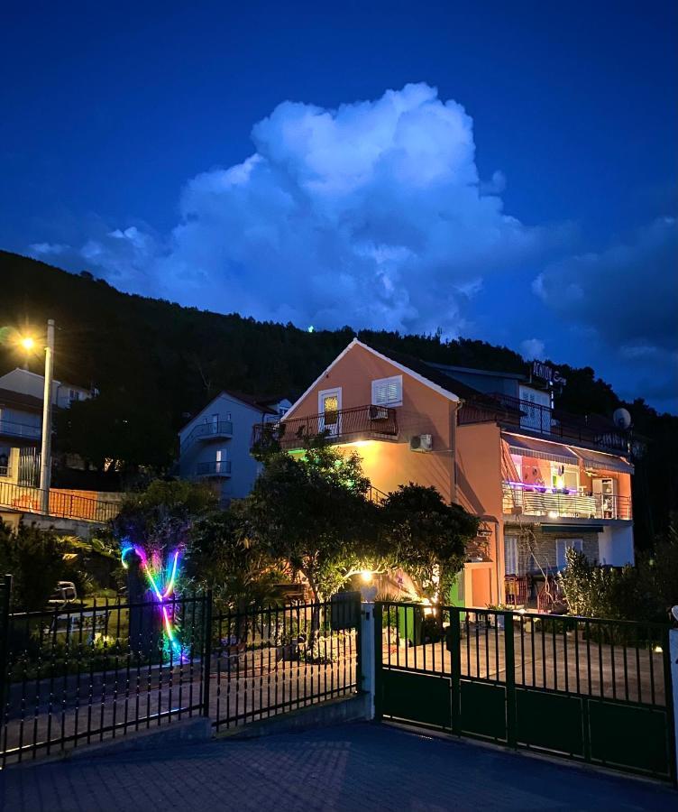 Casa Erceg Amor Vincit Omnia Skradin Exterior foto