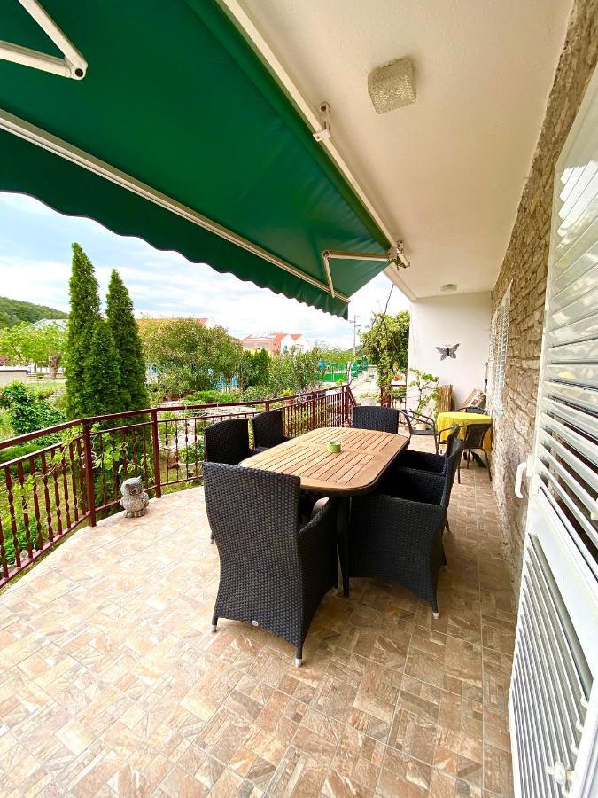 Casa Erceg Amor Vincit Omnia Skradin Exterior foto